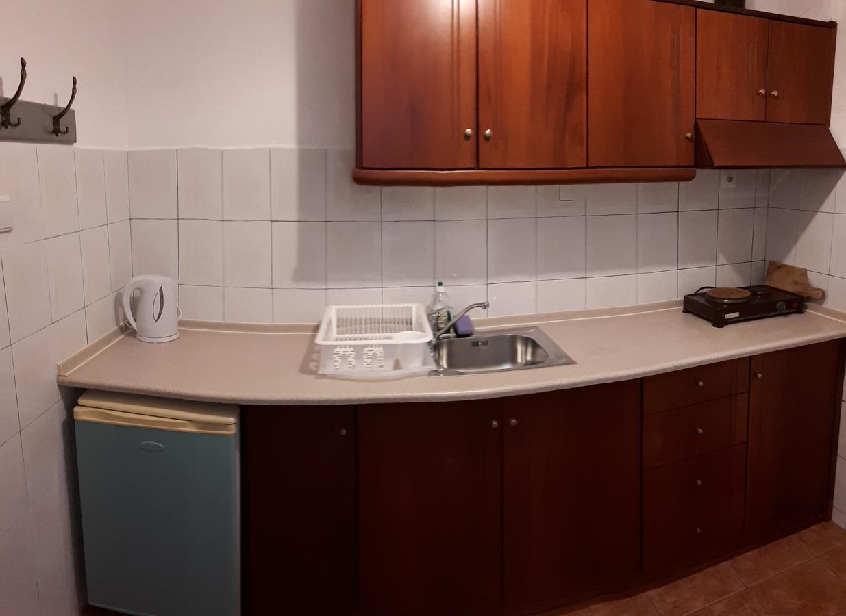 Helena Apartments ปาราเลีย ปันตาเลโมนอส ภายนอก รูปภาพ