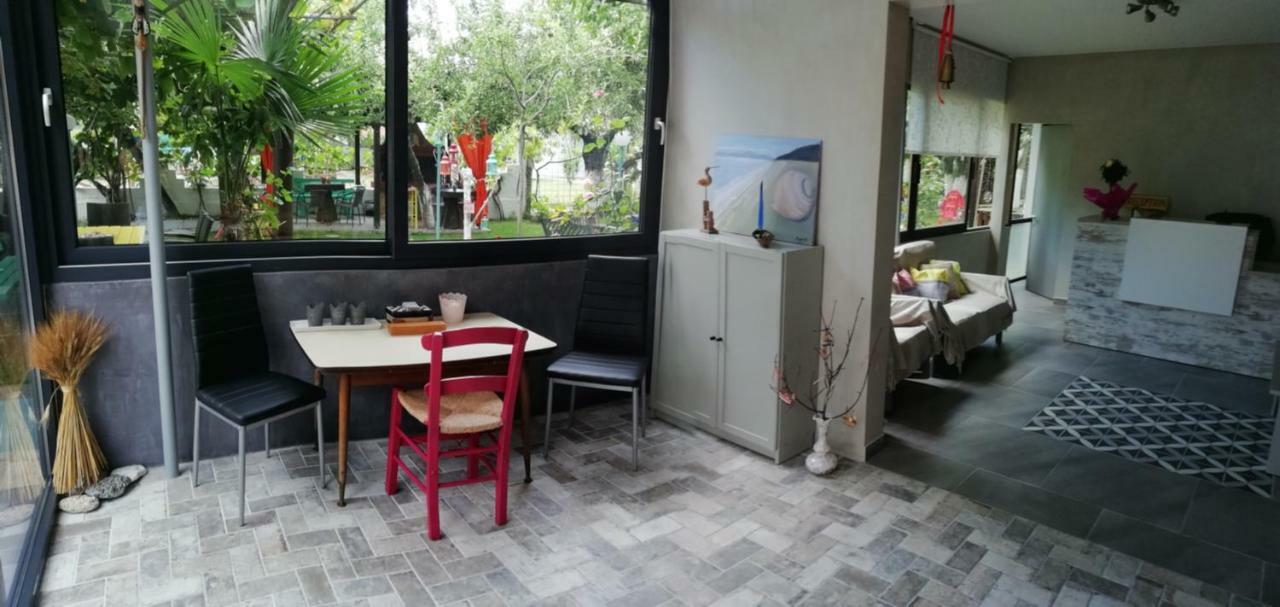 Helena Apartments ปาราเลีย ปันตาเลโมนอส ภายนอก รูปภาพ